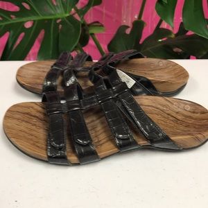 Vionic sandal open-toe slide-on metallic